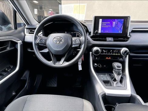 Certified 2025 Toyota RAV4 LE AWD/4WD image 17