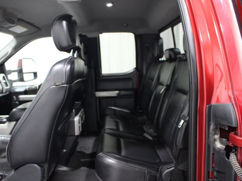 Used 2019 Ford F350 Lariat w/ Lariat Value Package AWD/4WD image 19
