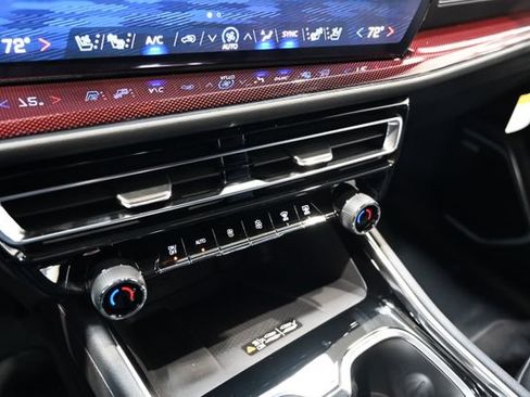 New 2026 Chevrolet Traverse RS image 19