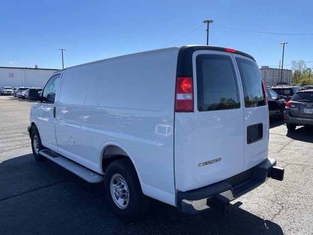 Used 2025 Chevrolet Express 2500 w/ Driver Convenience Package RWD image 12