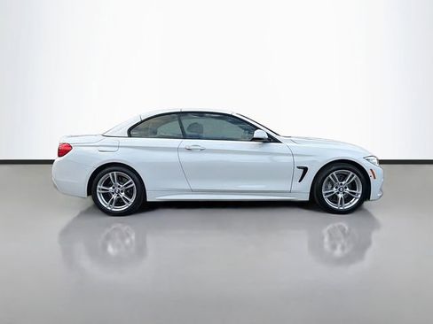 Used 2017 BMW 440i xDrive Convertible image 2
