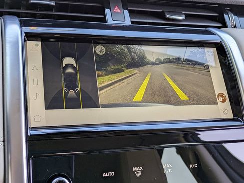 Used 2023 Land Rover Discovery Sport S image 24