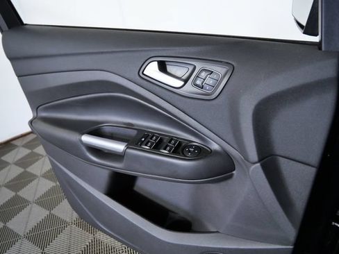 Certified 2019 Ford Escape Titanium AWD/4WD image 27