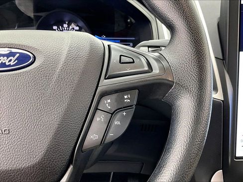 Certified 2022 Ford Edge SE w/ Cargo Accessory Package AWD/4WD image 19