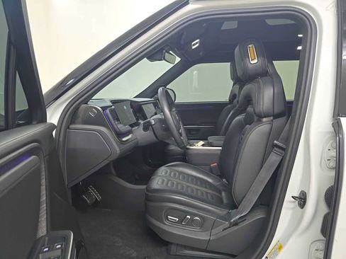 Used 2024 Rivian R1S Adventure AWD/4WD image 7
