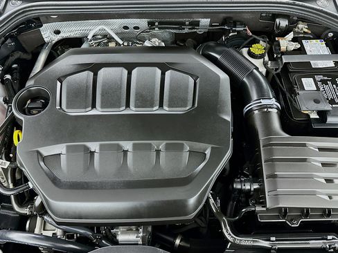 Used 2023 Volkswagen GTI Autobahn image 31