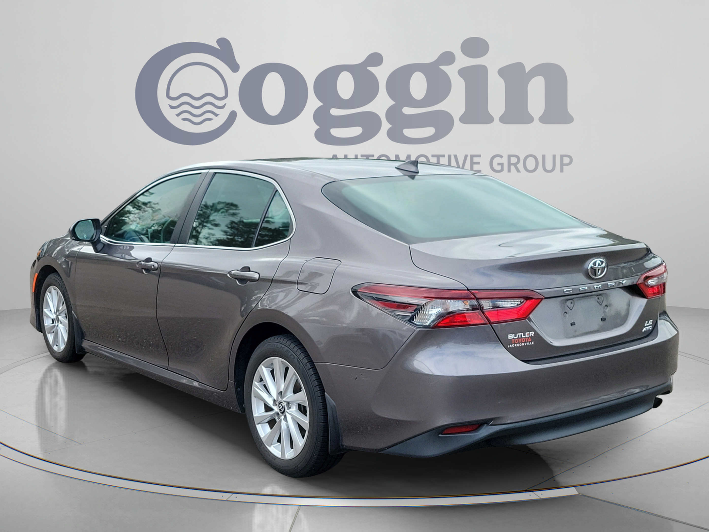 Used 2023 Toyota Camry LE w/ Convenience Package AWD/4WD image 3
