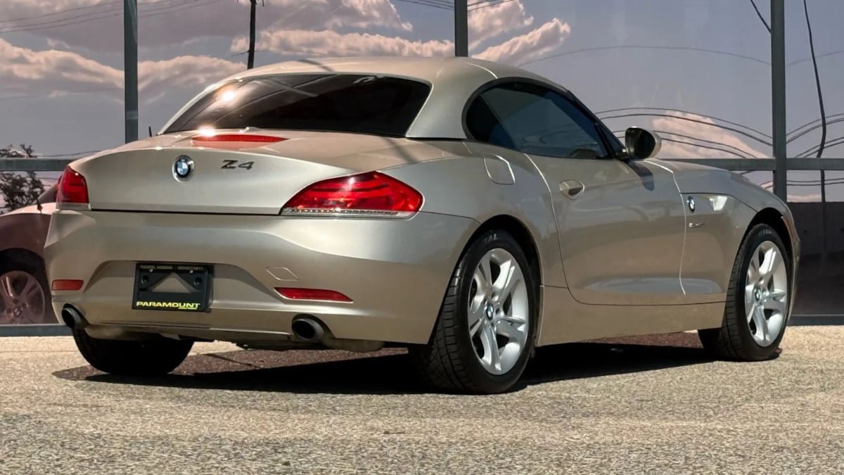 Used 2011 BMW Z4 sDrive35i RWD image 20