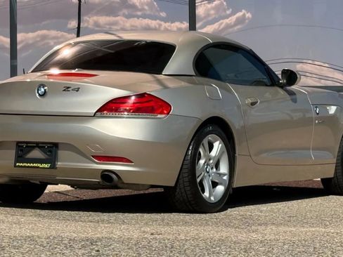 Used 2011 BMW Z4 sDrive35i image 20