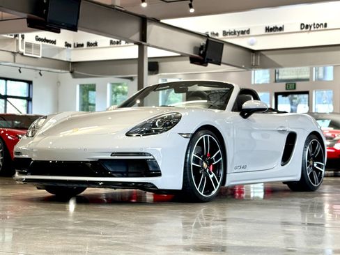 Used 2022 Porsche 718 Boxster GTS RWD image 25