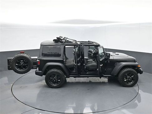 Used 2022 Jeep Wrangler Unlimited Sport image 61
