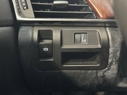 Used 2016 Cadillac CTS AWD Sedan w/ Seating Package image 31