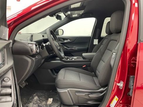 New 2026 Chevrolet Equinox LT w/ Safety and Technology Package AWD/4WD image 9