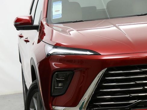 New 2026 Buick Enclave Preferred w/ Power Package image 4