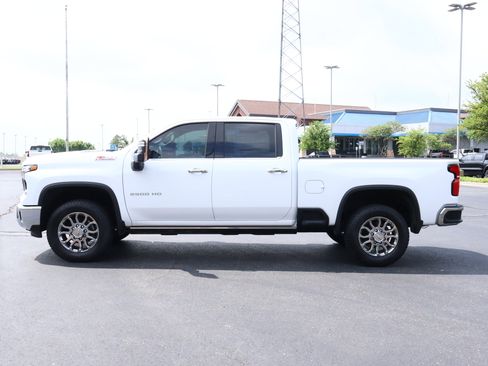 New 2026 Chevrolet Silverado 2500 LTZ w/ LTZ Convenience Package AWD/4WD image 33