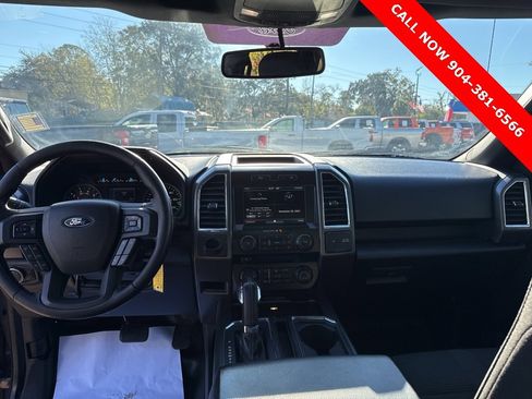 Used 2015 Ford F150 XLT w/ Equipment Group 302A Luxury image 18