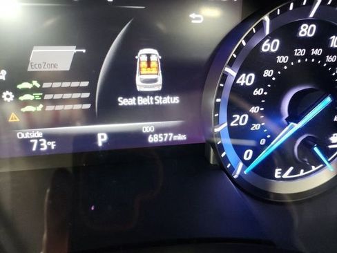 Used 2022 Toyota Highlander Bronze Edition image 34