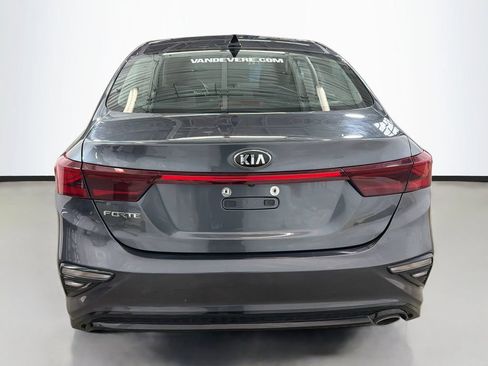 Used 2020 Kia Forte LXS FWD image 8