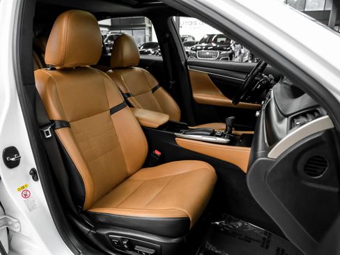 Used 2019 Lexus GS 350 F Sport RWD image 39