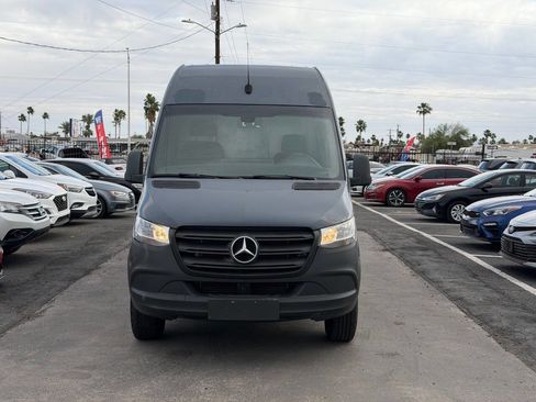 Used 2019 Mercedes-Benz Sprinter 170 image 16