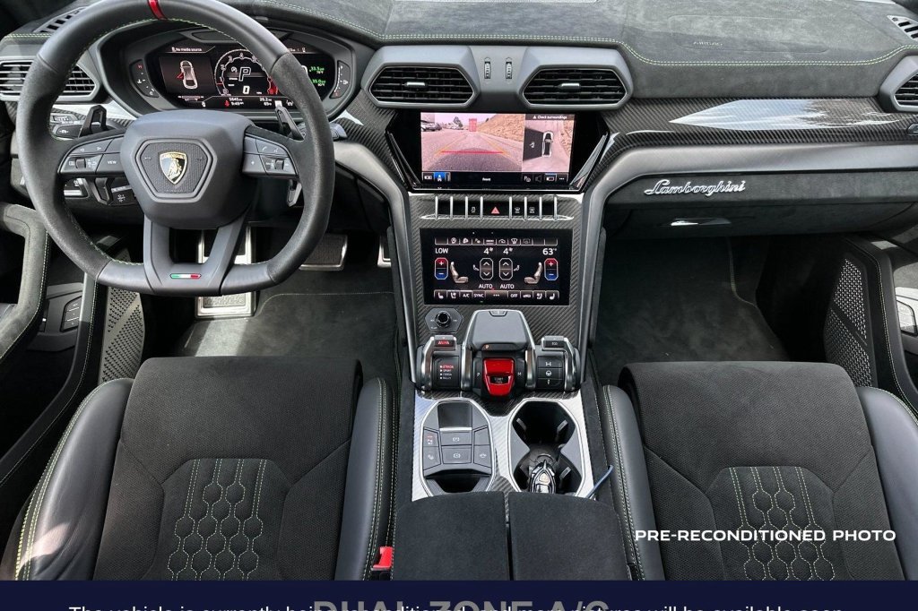 Used 2024 Lamborghini Urus Performante AWD/4WD image 15
