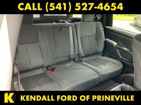 Used 2018 Nissan Titan SV w/ SV Convenience Package AWD/4WD image 22