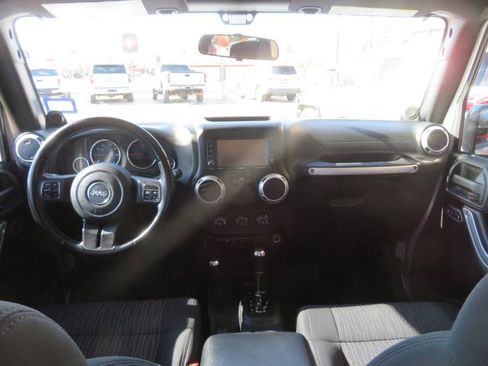 Used 2012 Jeep Wrangler Sahara w/ Connectivity Group image 21