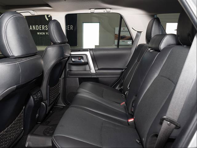 Used 2024 Toyota 4Runner Limited AWD/4WD image 19