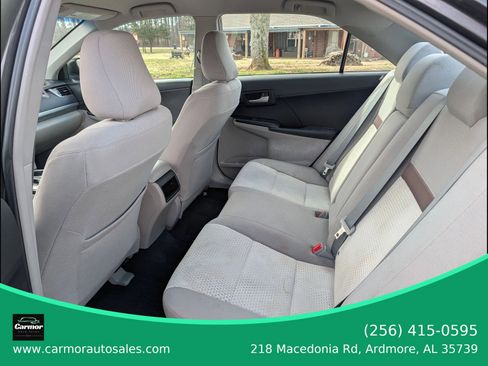 Used 2012 Toyota Camry L image 6