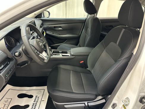 New 2025 Nissan Sentra SV w/ All-Weather Package image 4