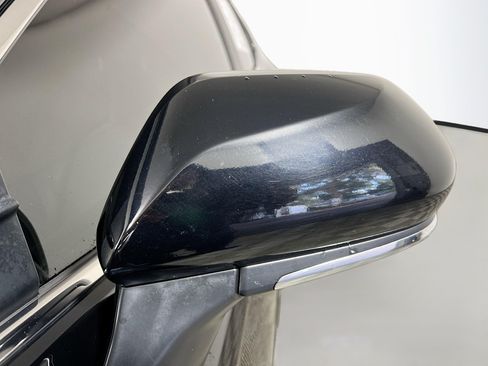 Used 2024 Toyota Camry SE FWD image 13
