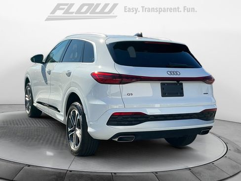 Certified 2025 Audi Q5 Premium w/ Convenience Package image 6