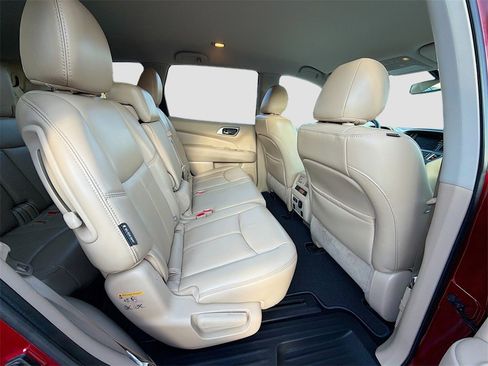 Used 2020 Nissan Pathfinder SL w/ Cargo Package image 29