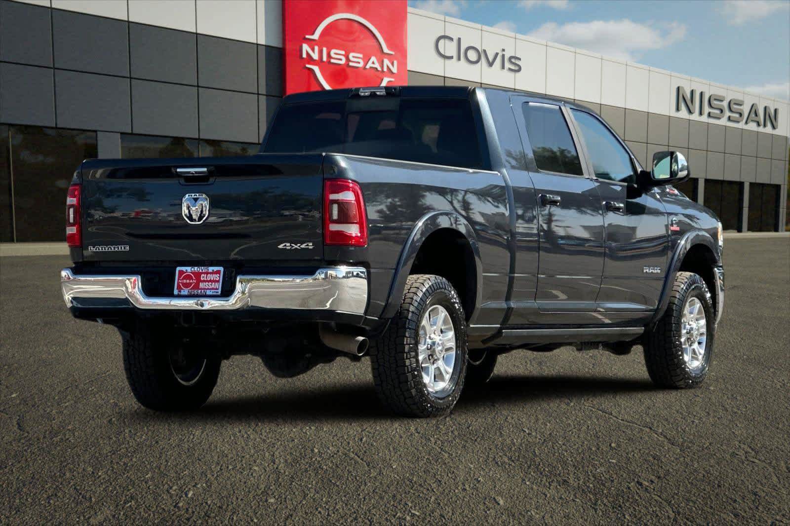 Used 2022 RAM 2500 Laramie AWD/4WD image 3