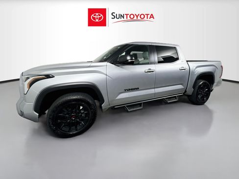 Used 2026 Toyota Tundra SR5 w/ SR5 Premium Package AWD/4WD image 9