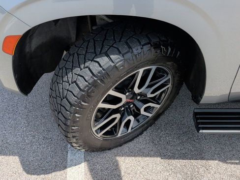 Used 2024 GMC Yukon AT4 w/ AT4 Premium Package image 56