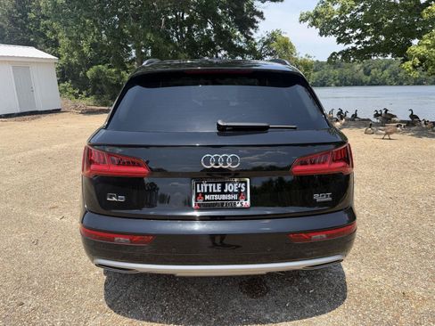 Used 2018 Audi Q5 2.0T Premium Plus w/ Premium Plus Package AWD/4WD image 4