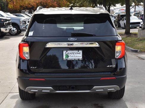 Certified 2023 Ford Explorer XLT w/ Equipment Group 202A image 9
