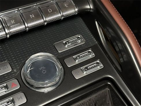 New 2026 Lincoln Nautilus Reserve image 24