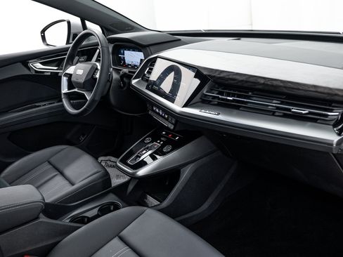 Certified 2025 Audi Q4 e-tron Premium Plus w/ Premium Plus AWD/4WD image 8