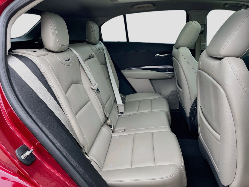 Used 2019 Cadillac XT4 Luxury FWD image 33