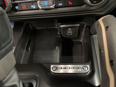 New 2026 Ford Bronco Badlands image 15