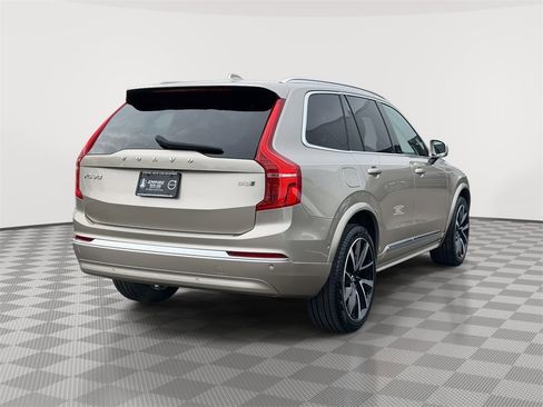 Certified 2024 Volvo XC90 B5 Plus w/ Protection Package Premier image 4