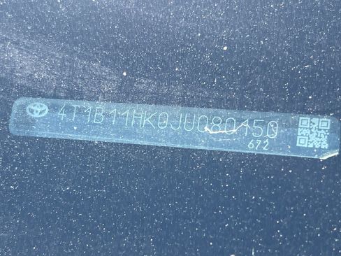 Used 2018 Toyota Camry LE image 23