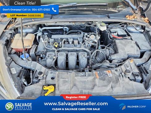 Used 2018 Ford Focus SE w/ SE Winter Package FWD image 15