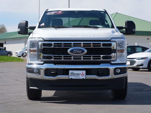 Used 2023 Ford F250 XLT AWD/4WD image 8