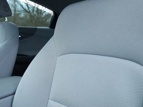 Used 2021 Chevrolet Malibu LS image 22