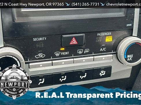Used 2014 Toyota Camry SE FWD image 18