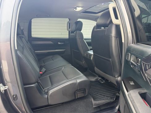 Used 2017 Toyota Tundra Platinum AWD/4WD image 35