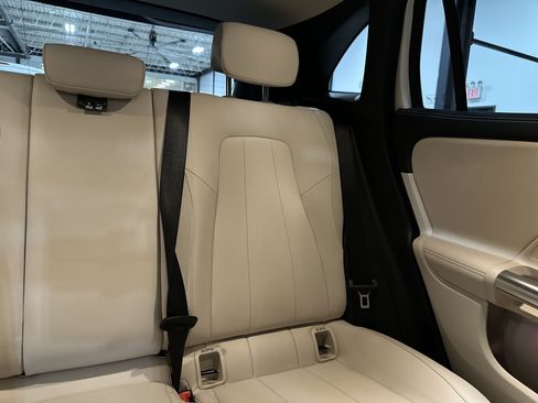 Certified 2023 Mercedes-Benz GLA 250 4MATIC image 29